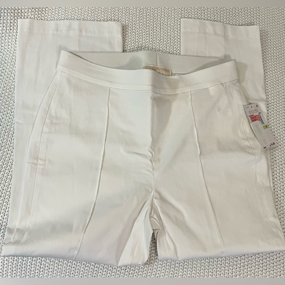 NWT - Michael Kors Elastic Waist Capris (White) - Size 4